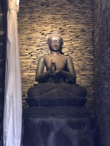 Statue